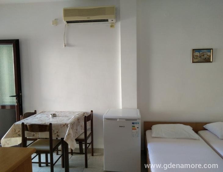 Apartman br.13